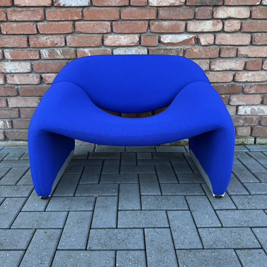 Herstofferen Artifort Groovy Chair