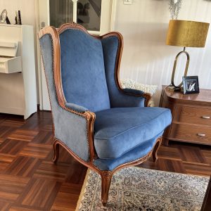 Klassieke fauteuil gestoffeerd